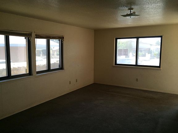 3rd image of 1107 Chaparro St