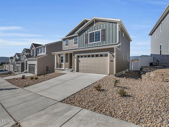 3rd image of 1186 Redbud Dr