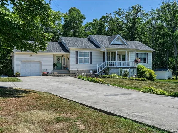 211 Jumping Branch Dr, Gordonsville, VA 22942
