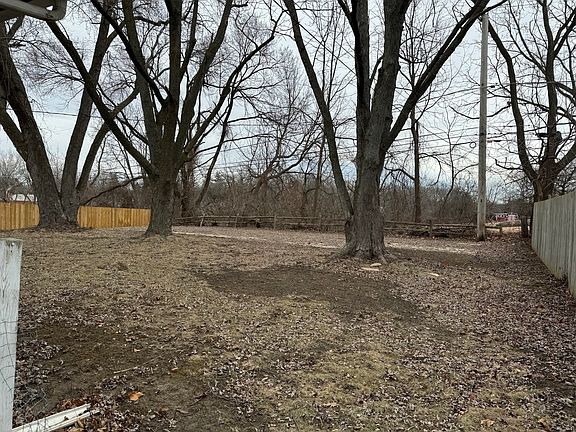 2nd image of 169 Saratoga Ct