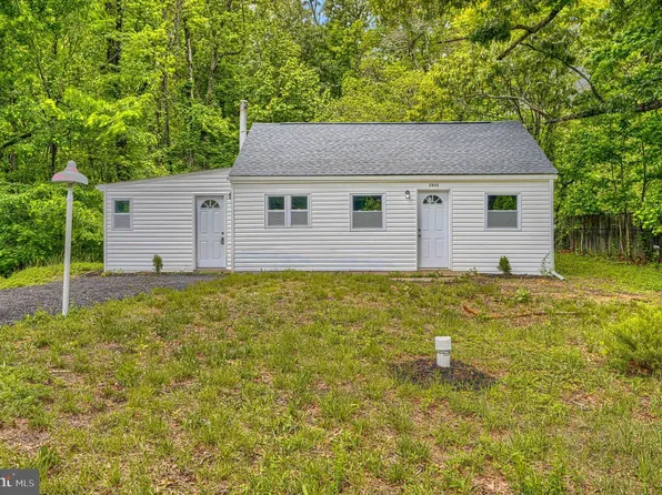 7825 Surratts Rd, Clinton, MD 20735