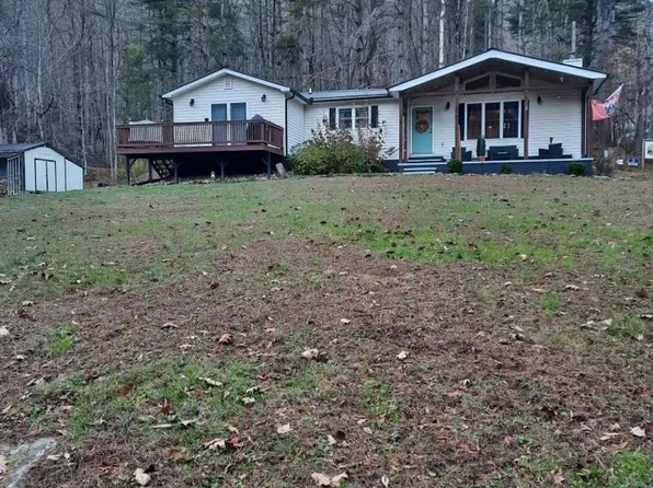 471 Woodfin Rd, Sylva, NC 28779