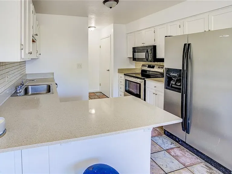 1420 Cedarwood Dr — Photo 9