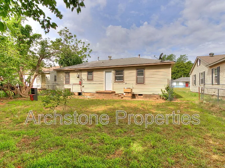 2312 Mustang St — Photo 41