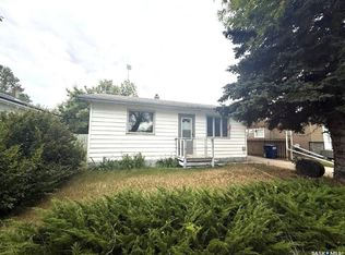 106 5th Ave E, Eatonia, SK S0L0Y0