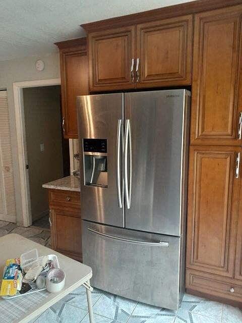 2nd image of 7132 Glenwood Drive
