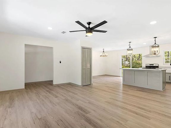 2nd image of 1820 Ivan Dr Floor 4-3