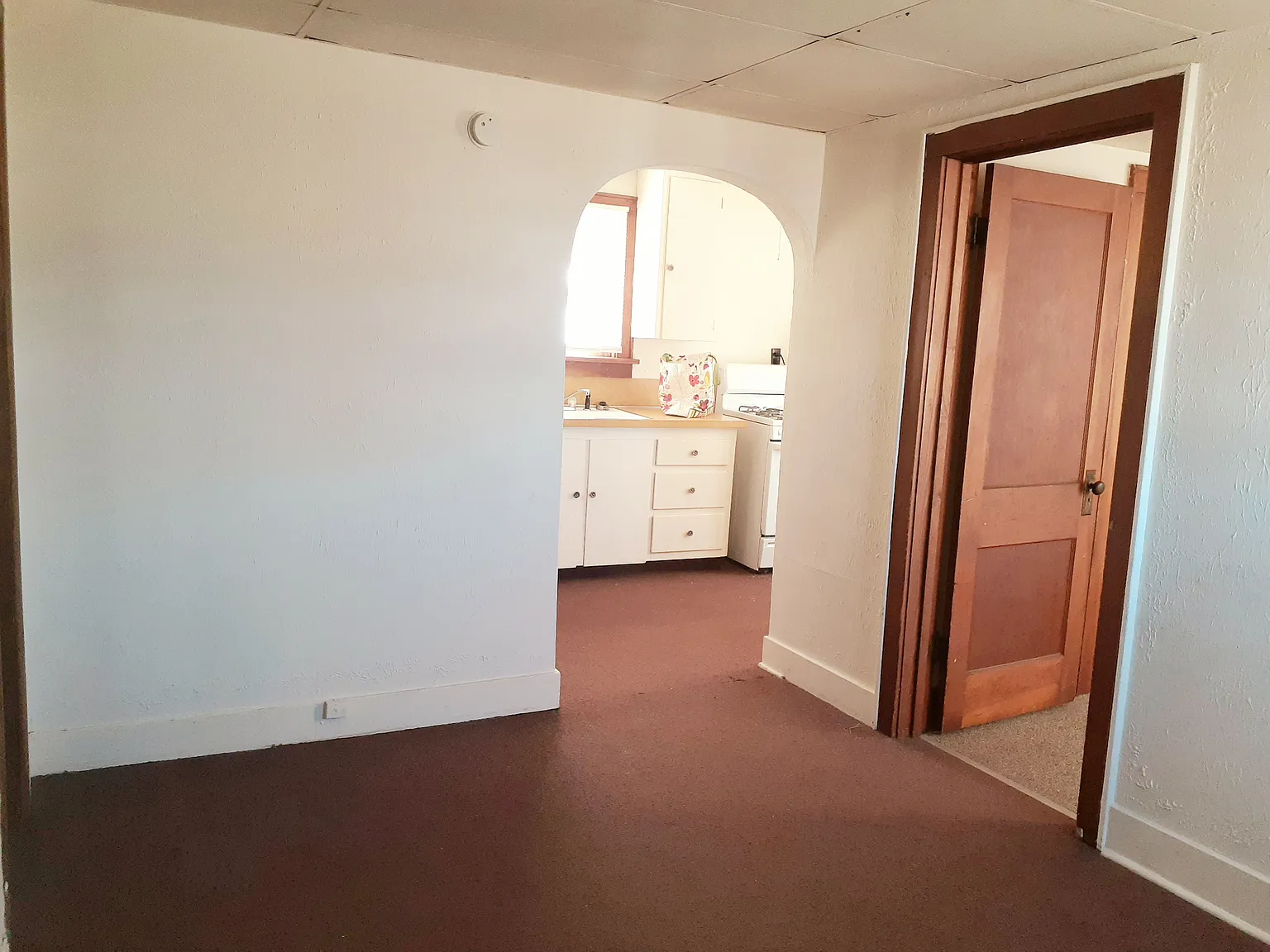 2 bed, 1.0 bath, $695 — Photo 4