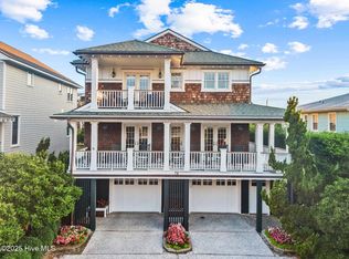 14 Asheville St E, Wrightsville Beach, NC 28480