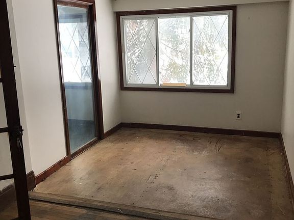 4th image of 63 Comstock Ave