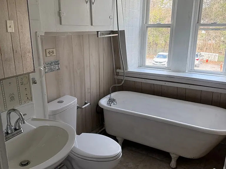 104 Mechanic St — Photo 4