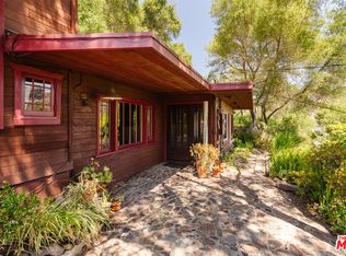 19559 Cave Way, Topanga, CA 90290
