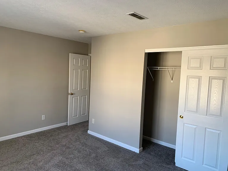 3857 Thorngate Dr — Photo 14