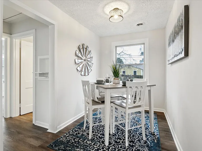 428 Hampton Roads Ave — Photo 14
