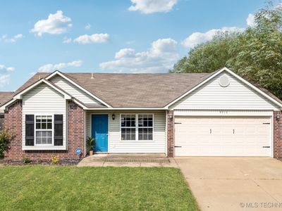 8916 S 260th East Ave, Broken Arrow, OK, 74014