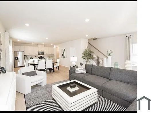 4 bed, 2143 sqft, $3,780 — Photo 3