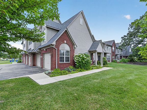 3rd image of 1153 Addington Ln