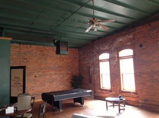204 N Neil St, Champaign, IL 61820
