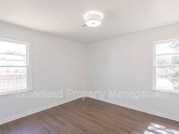 5th image of 3928 Mallard Dr