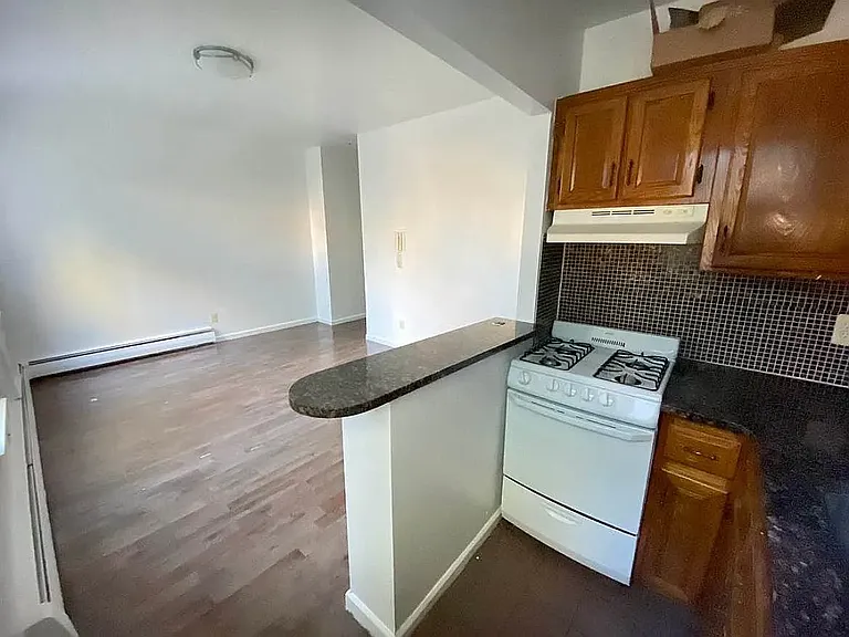 119 15th St #2B — Photo 8