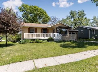 106 S P St, Indianola, IA 50125