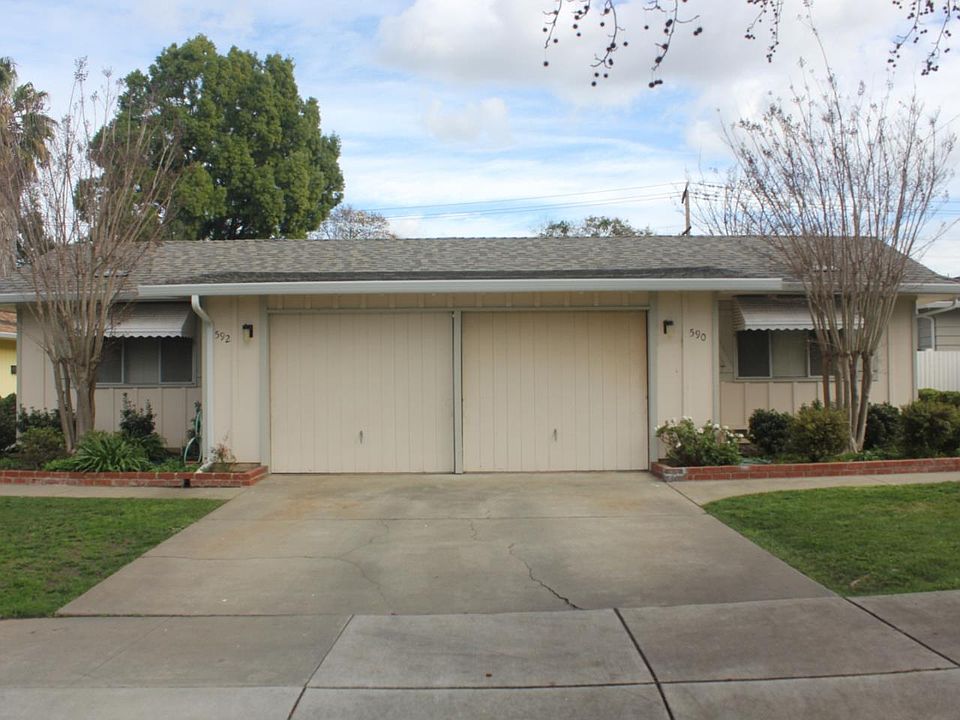 1st image of 590/592 Monica Ln
