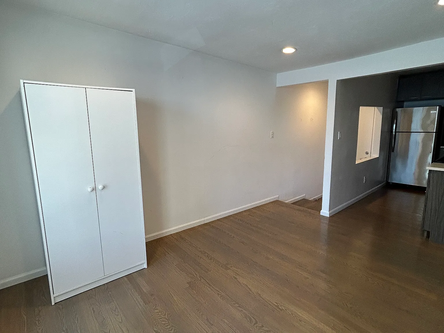 2 bed, $3,800 — Photo 3