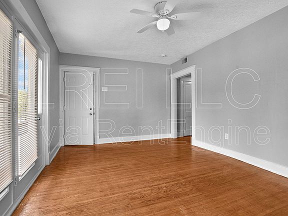 5th image of 126 N Longworth Ave #2