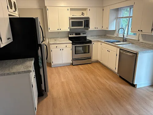 2390 Highland Ave #1 Photo 1