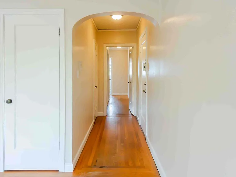 J Street Apartments — Photo 8