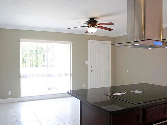5th image of 9402 Buxton Ct