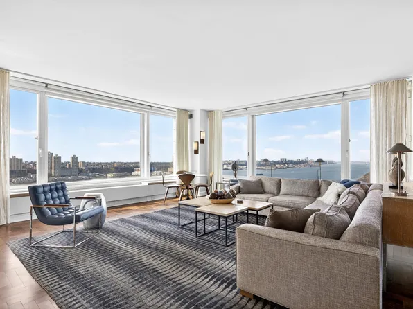 240 Riverside Boulevard image 1 of 35