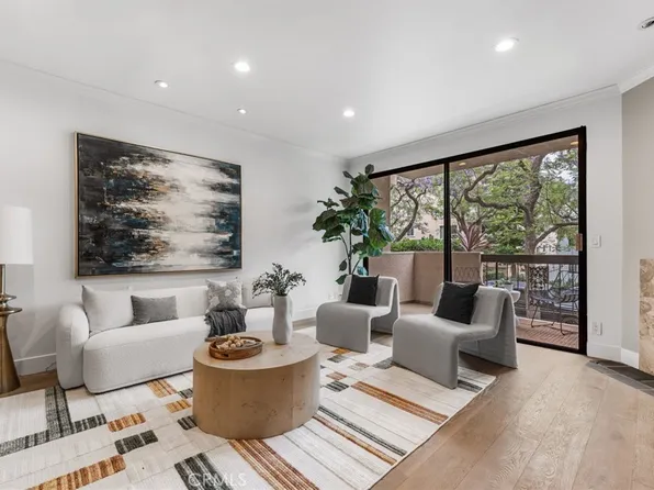 423 N Palm Dr APT 108, Beverly Hills, CA 90210