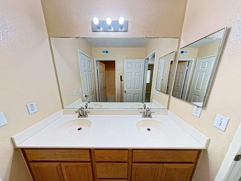 37978 Spur Dr — Photo 21