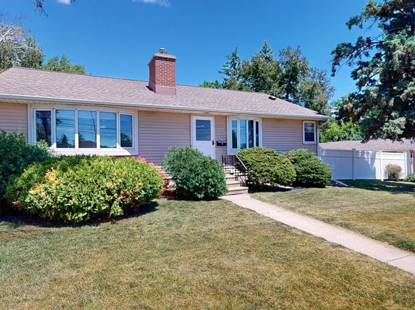 1405 14th St NW, Rochester, MN 55901