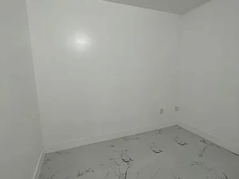 1701 NW 96th Ter #1F — Photo 5