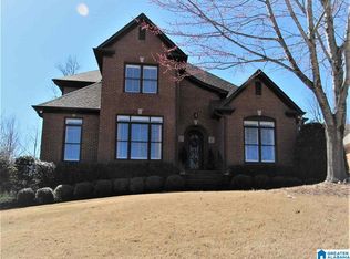 1017 Sandhurst Cir, Birmingham, AL 35242
