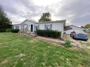 207 S Main St, Fithian, IL 61844