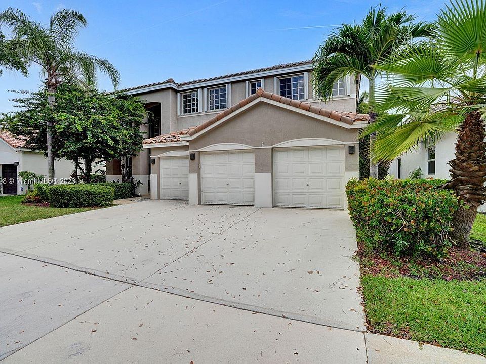 1st image of 665 Heritage Dr