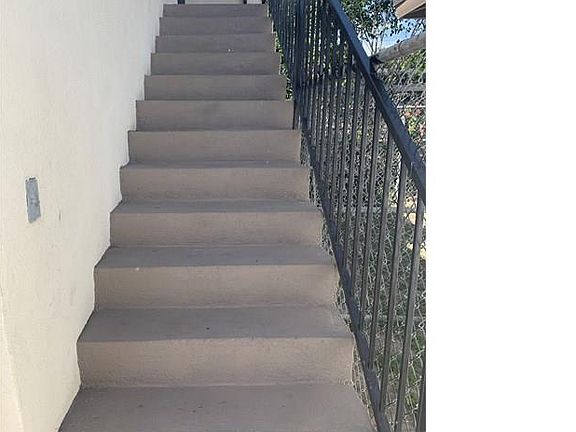 2nd image of 1937 W 93rd St #5