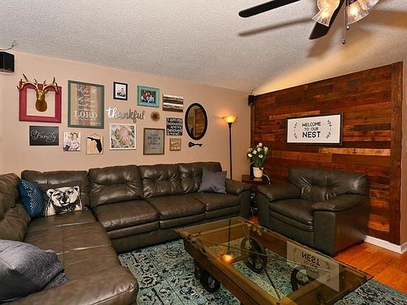 4th image of 1093 Bacon Ave