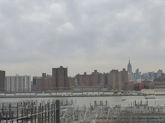 Rented by LDMI Realty Group LLC | media 29