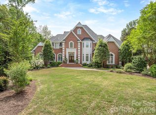 6528 Chipstead Ln, Charlotte, NC 28277