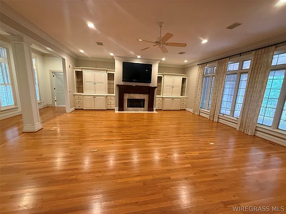 5th image of 2755 Plantation Pl