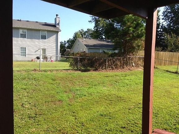 3rd image of 1342 Foxvale Dr