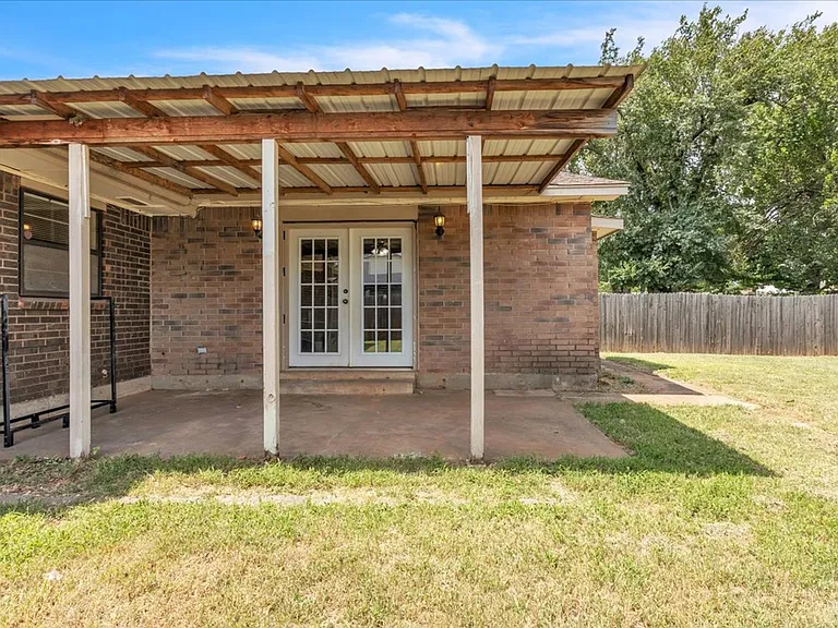 4121 Monica Dr — Photo 19