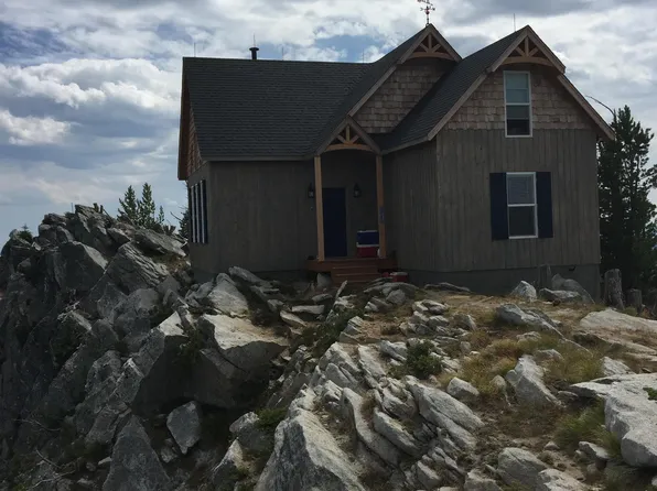 1 Starlight Ln, Elk City, ID 83525