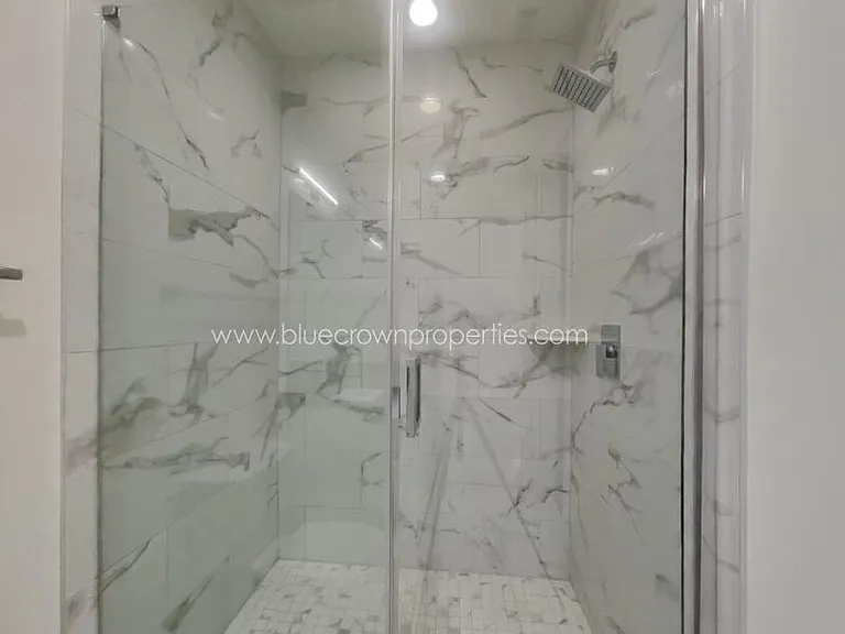 1625 Hickory St #105 — Photo 12