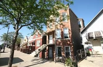 2243 S Oakley Ave APT 1, Chicago, IL 60608 | Zillow