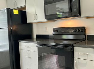 658 15th St S APT B, Arlington, VA 22202
